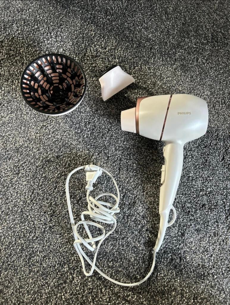 Philips föhn met opzetstukken, Ophalen of Verzenden, Zo goed als nieuw, Haarverzorging
