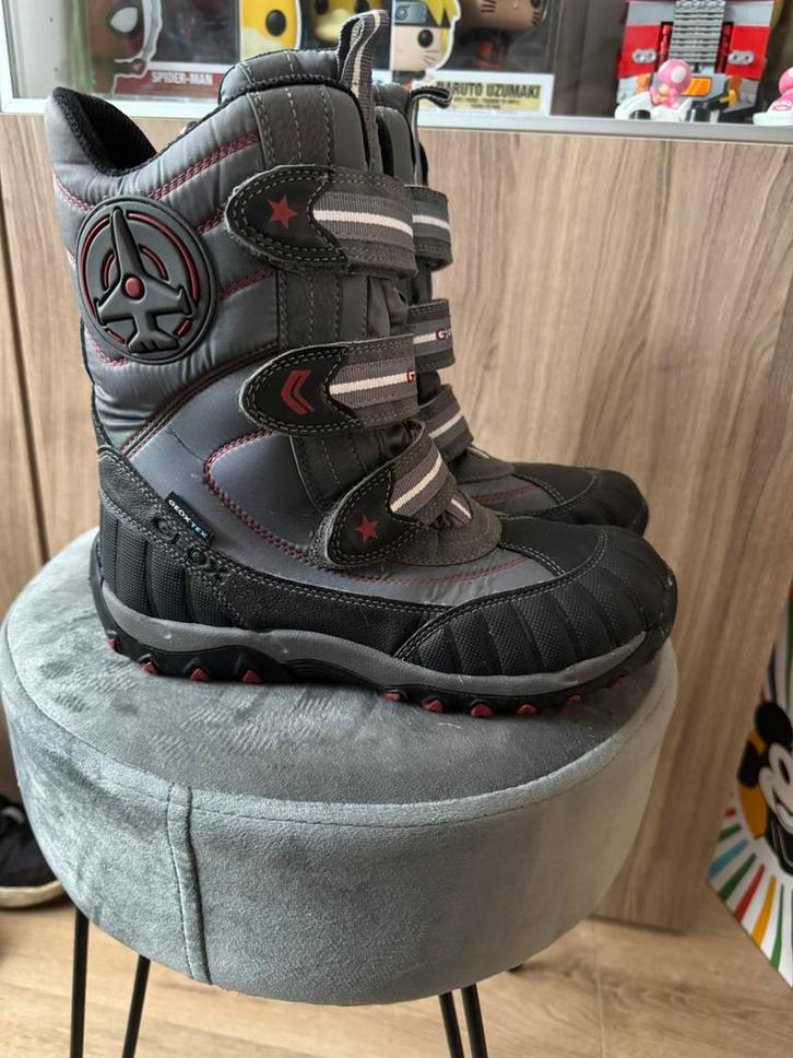 Geox sneeuwlaarzen maat 36, Kinderen en Baby's, Kinderkleding | Schoenen en Sokken, Nieuw, Schoenen, Jongen of Meisje, Ophalen