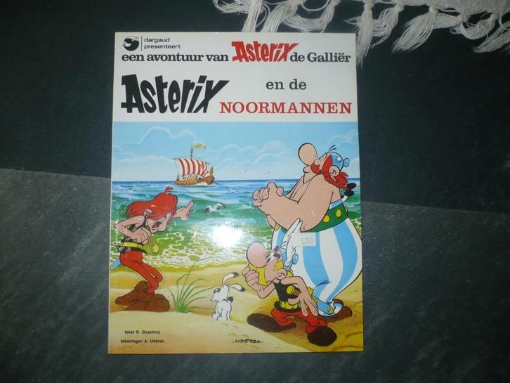 8 asterix en oblerix, Boeken, Stripboeken, Gelezen, Meerdere stripboeken, Ophalen of Verzenden