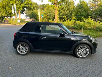 Mini cabrio 1.5 met 102pk bj dec 2018 met 49000km beschikbaar voor biedingen