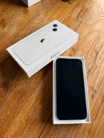 iPhone 13 Wit - 128GB - goede staat beschikbaar voor biedingen