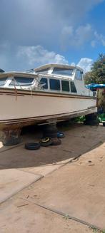 Polyester kruizer 9 meter, Peugeot indenor diesel motor, Watersport en Boten, Motorboten en Motorjachten, Binnenboordmotor, Diesel