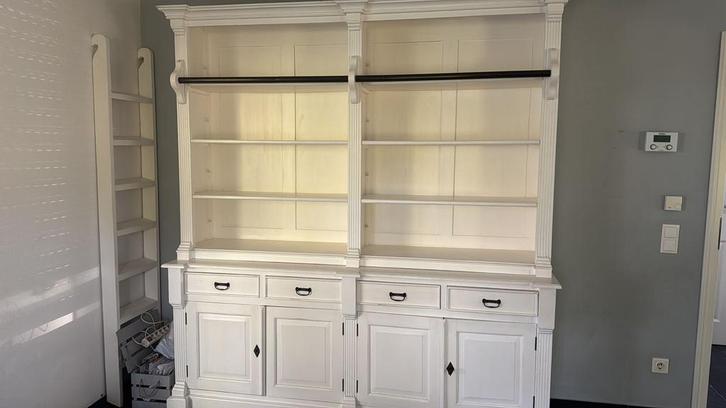 Mooie buffetkast met ladder, Huis en Inrichting, Kasten | Boekenkasten, Gebruikt, 150 tot 200 cm, 200 cm of meer, 25 tot 50 cm