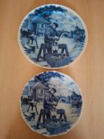 Twee blauw-witte decoratieve borden, Ophalen of Verzenden