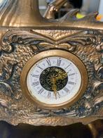 Vintage bronsachtig  Klok met Romeinse Soldaat te Paard, Antiek en Kunst, Antiek | Klokken, Ophalen of Verzenden