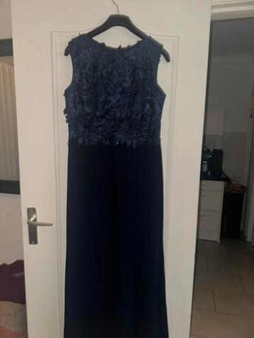 Galajurk zo goed als nieuw beschikbaar voor biedingen