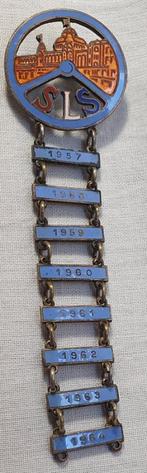 Geëmailleerde broche SLS Rallye 1957 - 1964, Verzamelen, Speldjes, Pins en Buttons, Ophalen of Verzenden, Zo goed als nieuw, Transport