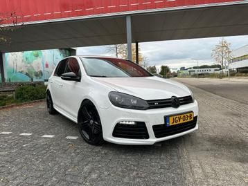 Volkswagen Golf R 2.0TSI TOP STAAT DSG DCC PDC RNS MILLTEK beschikbaar voor biedingen