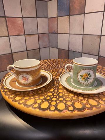 Mosa Maastricht,2 antieke kop en schotel ,mooie staat beschikbaar voor biedingen