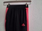 Adidas  Trainingsbroek  Maat 128, Ophalen of Verzenden, Zo goed als nieuw, Jongen of Meisje, Sport- of Zwemkleding