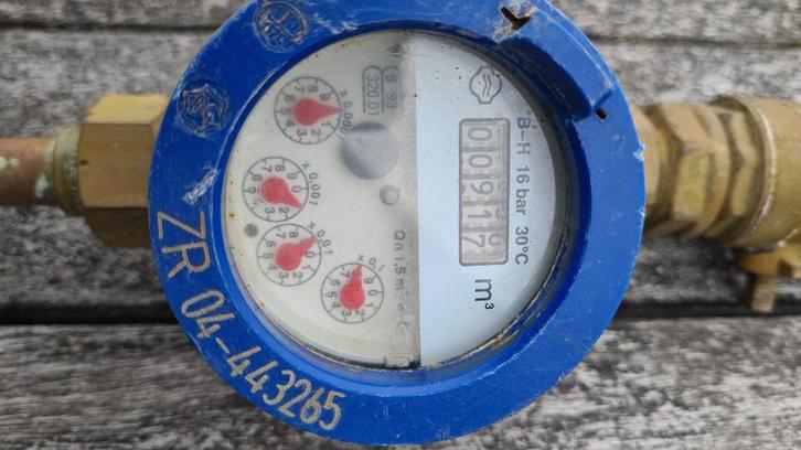 Watermeter messing 16bar 1.5m³/h + keerklep + drukregelaar, Doe-het-zelf en Verbouw, Buizen en Afvoer, Gebruikt, Overige typen