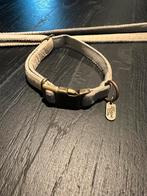 Designed by Lotte honden halsband beige velvet, Ophalen of Verzenden, Zo goed als nieuw