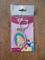 Disney Doornroosje Aurora vinyl sleutelhanger 6x4cm, Ophalen of Verzenden, Overige figuren, Nieuw, Beeldje of Figuurtje