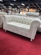 !! MOOIE 2 ZITS CHESTERFIELD MET BEIGE KLEUR !! MOET WEG, Huis en Inrichting, Fauteuils, Ophalen of Verzenden, Zo goed als nieuw