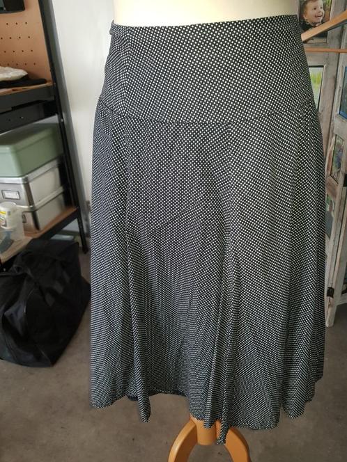 A8) katoenen rok met stip zwart/wit maat L, Kleding | Dames, Rokken, Zo goed als nieuw, Maat 38/40 (M), Zwart, Ophalen of Verzenden