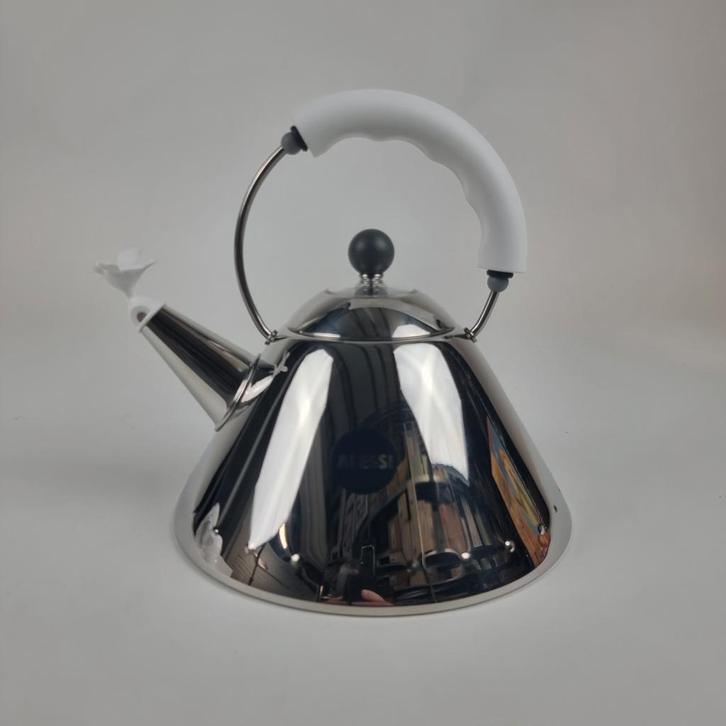 Alessi fluitketel chroom wit by Michael Graves 9093, Antiek en Kunst, Kunst | Designobjecten, Ophalen