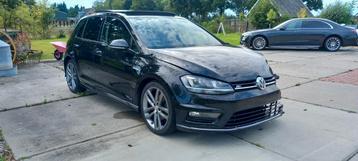Volkswagen Golf 7  R Line  Panoramadak  Automaat. beschikbaar voor biedingen