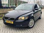 Volvo S40 1.8 2006 Zwart / CLIMA / CRUISE / APK / TOP AUTO, 125 pk, Zwart, 14 km/l, Sedan