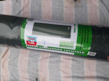 Hero Outdoor Single slaapmat is een lichtgewicht zelf-opblaa beschikbaar voor biedingen