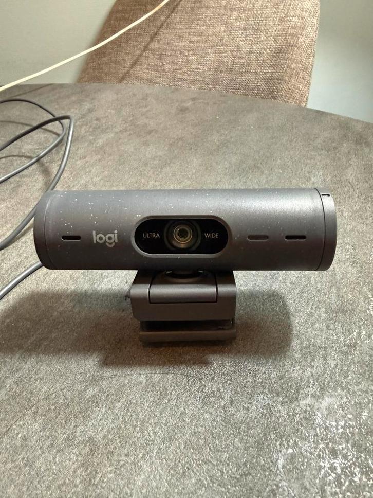 Logitech Brio 500 Full HD Webcam, Computers en Software, Webcams, Gebruikt, Bedraad, ChromeOS, Monitorclip, Ophalen of Verzenden