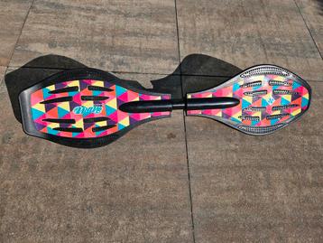 Prachtig waveboard  beschikbaar voor biedingen