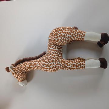 Giraffe knuffel beschikbaar voor biedingen