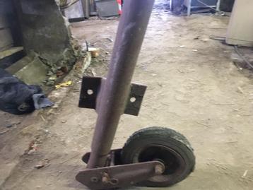 steunwiel inklapbaar voor aanhanger wiel rond 25 cm  beschikbaar voor biedingen