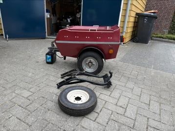 Aanhanger voor achter de motor beschikbaar voor biedingen