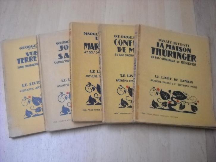 5 boeken van de serie le livre de demain, Boeken, Literatuur, Gelezen, Europa overig, Ophalen of Verzenden