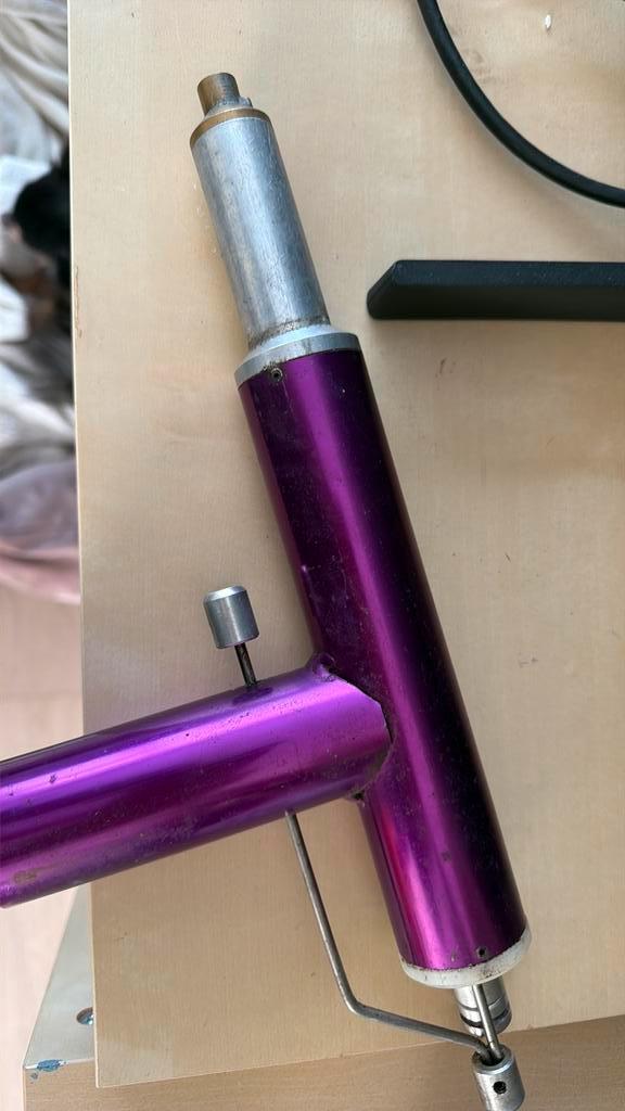 Tank gun nitro nu 12,95 inkl post opruiming, Hobby en Vrije tijd, Modelbouw | Radiografisch | Auto's, Zo goed als nieuw, Onderdeel