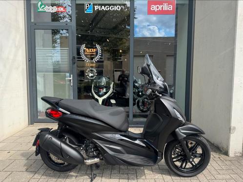 Piaggio beverly 300cc hpe abs asr 2024!, Motoren, Motoren | Piaggio, Particulier, Scooter, Ophalen of Verzenden