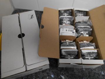 Wandcontactdoos met randaarde Busch-Jaeger     12 x          beschikbaar voor biedingen