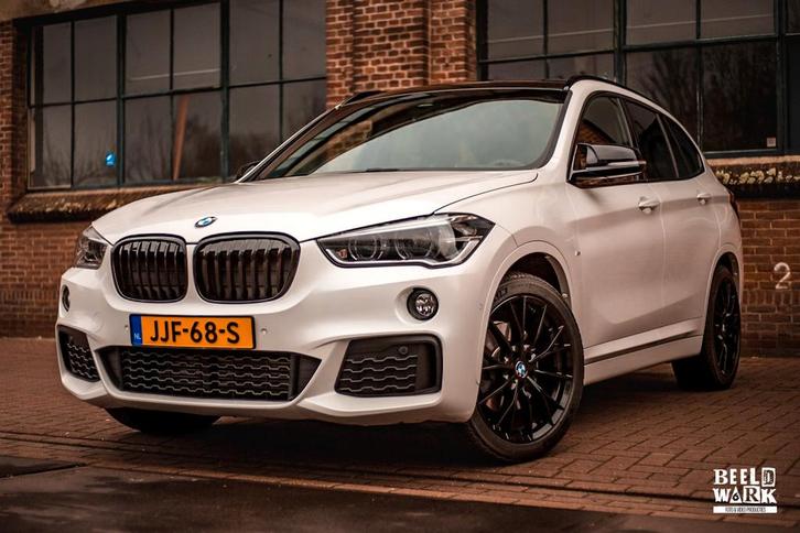 BMW X1 20I Xdrive  M-sport Panodak trekhaak Harman en Kardon, Auto's, BMW, Particulier, X1, 4x4, ABS, Adaptieve lichten, Airbags