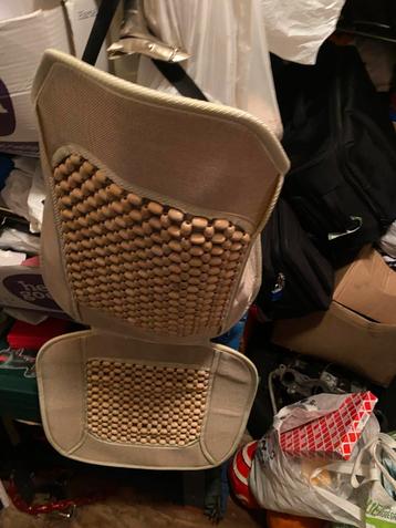 Autostoelhoes beschikbaar voor biedingen