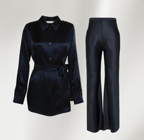 Maxmara Leisure blouse en broek/pak blauw, Kleding | Dames, Jasjes, Kostuums en Pakken, Zo goed als nieuw, Kostuum of Pak, Maat 38/40 (M)