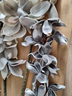Kunsttakken met grijs witte foam bloemen, Huis en Inrichting, Ophalen, Gebruikt