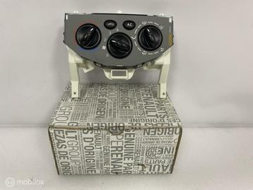 Kachelpaneel Renault Trafic 2 NIEUW ORIGINEEL 275100120R beschikbaar voor biedingen