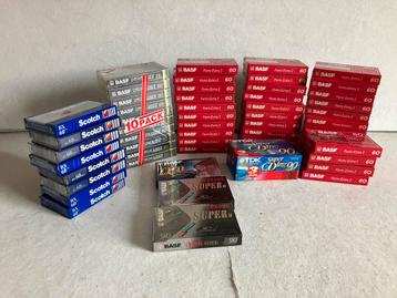 58 stuks Gesealde nieuw in verpakking cassettebandjes beschikbaar voor biedingen