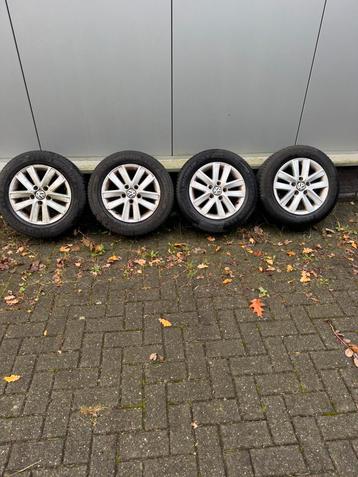 VW golf/touran/caddy winterset 15” beschikbaar voor biedingen