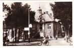 Zandvoort Groeten Uit - Raadhuis - ANWB Wegwijzer - Volk -, Verzamelen, 1940 tot 1960, Gelopen, Noord-Holland, Verzenden