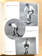 Beter Voetbal - van Emmenes 1948, Ophalen of Verzenden, Gelezen, Balsport