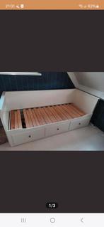 Hemnes uitschuifbaar bed, Huis en Inrichting, Slaapkamer | Bedden, Ophalen, Eenpersoons, Wit, Zo goed als nieuw