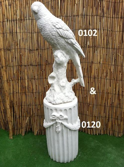 Papegaai met zuil, Tuin en Terras, Tuinbeelden, Nieuw, Dierenbeeld, Beton, Ophalen