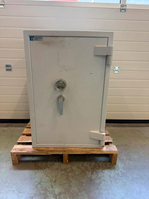 Van den Hoven brandkasten inbraakwerende kluis, Huis en Inrichting, Brandblussers en Brandkasten, Zo goed als nieuw, Brandkast