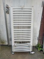 Design radiator badkamer met handdoek rekje, Doe-het-zelf en Verbouw, Verwarming en Radiatoren, Ophalen, Zo goed als nieuw, Radiator