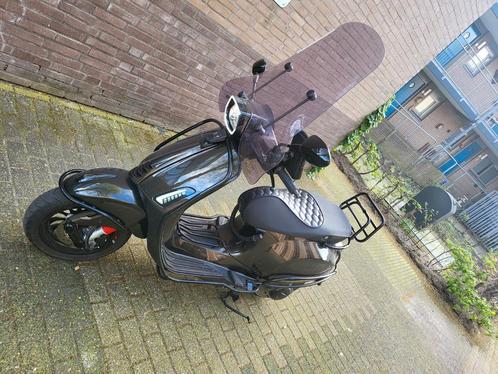 Te koop Vespa custom, Fietsen en Brommers, Scooters | Overige merken, Zo goed als nieuw, Ophalen