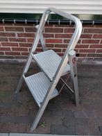 Altrex Giant 2 Treden Treeds Trap Opstap Huishoudtrap, Ophalen of Verzenden, Zo goed als nieuw, Trap, Minder dan 2 meter