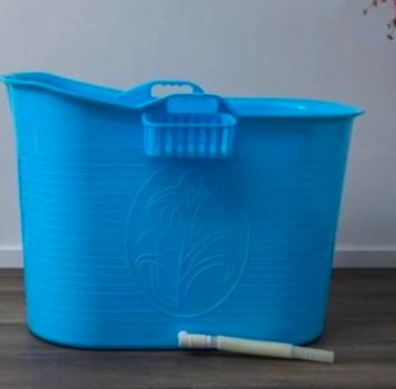 Blauw kunststof bad voor ijsbad beschikbaar voor biedingen