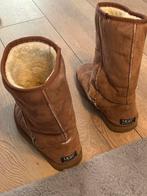 Mooie Ugg schoenen, Ophalen of Verzenden, Zo goed als nieuw, Sneakers of Gympen