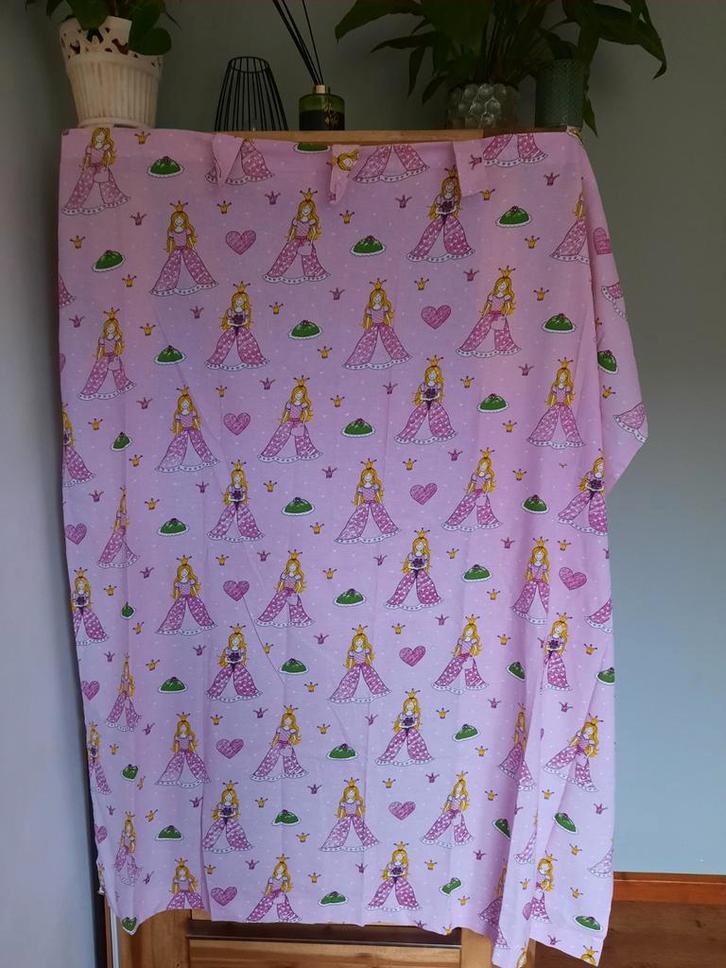 gordijnen met prinsessen motief, Kinderen en Baby's, Kinderkamer | Inrichting en Decoratie, Zo goed als nieuw, Gordijnen of Lamellen